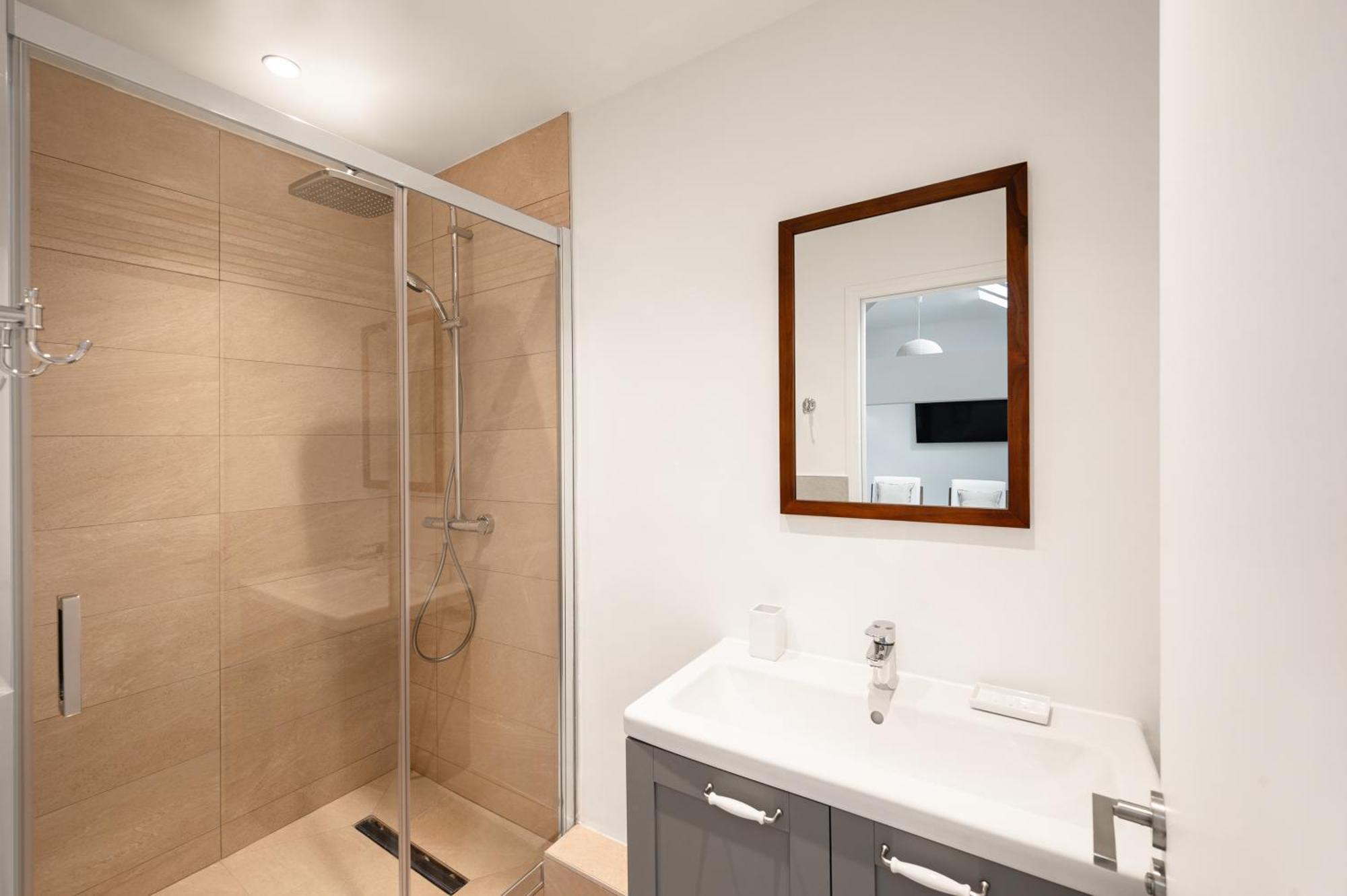 Appartement Luxueux Au Coeur De Saint Germain Des Pres パリ エクステリア 写真